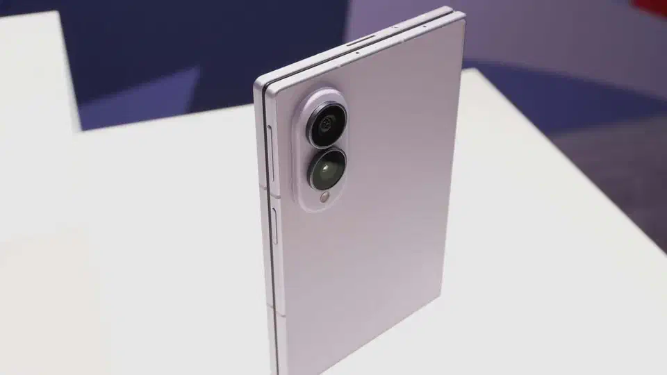 Close-up of the lavender Galaxy Z Fold 8 rear camera bar with only two lens openings and a flash, no third telephoto lens