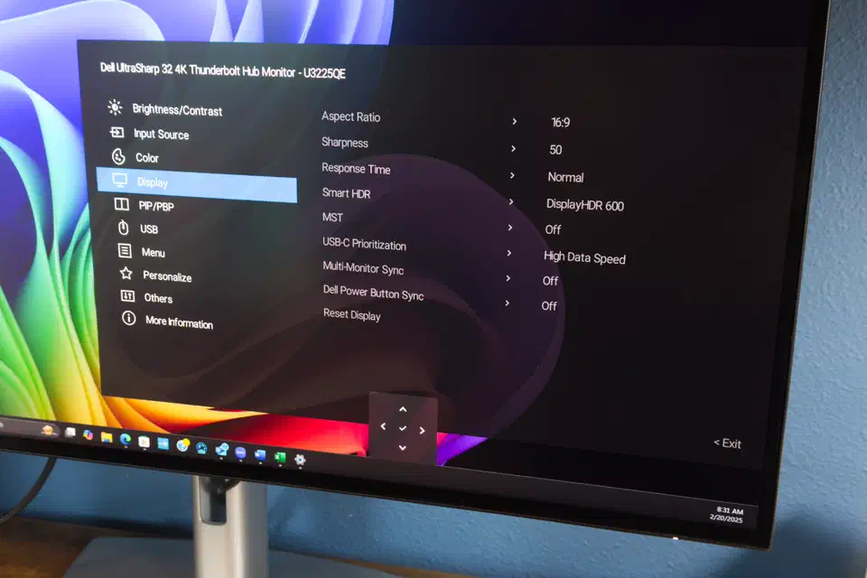 Dell U3225QE on-screen menu with the USB and PIP/PBP entries in the left sidebar where the input-to-USB pairing lives