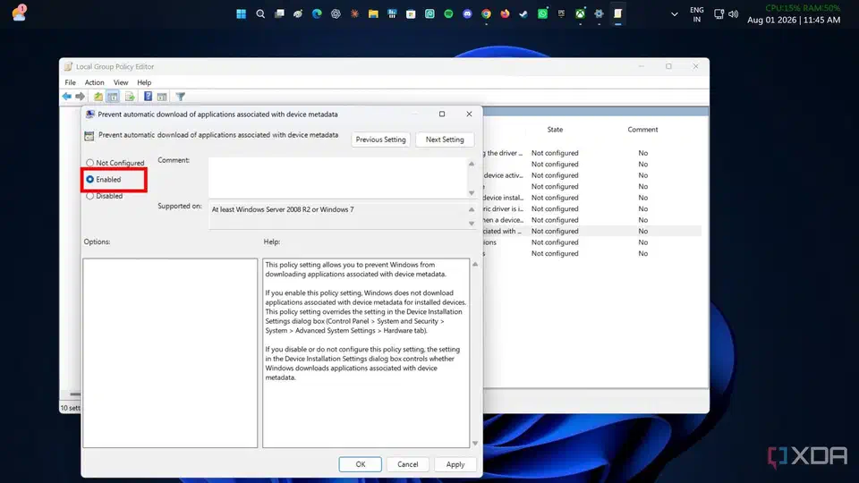 Windows Local Group Policy Editor with the &ldquo;Prevent automatic download of applications associated with device metadata&rdquo; policy set to Enabled